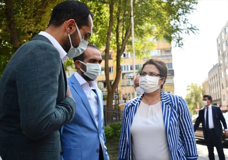 Aile ve Sosyal Hizmetler Bakanı Yanık, Kahramanmaraş Valiliğini ve Büyükşehir Belediyesini ziyaret etti: