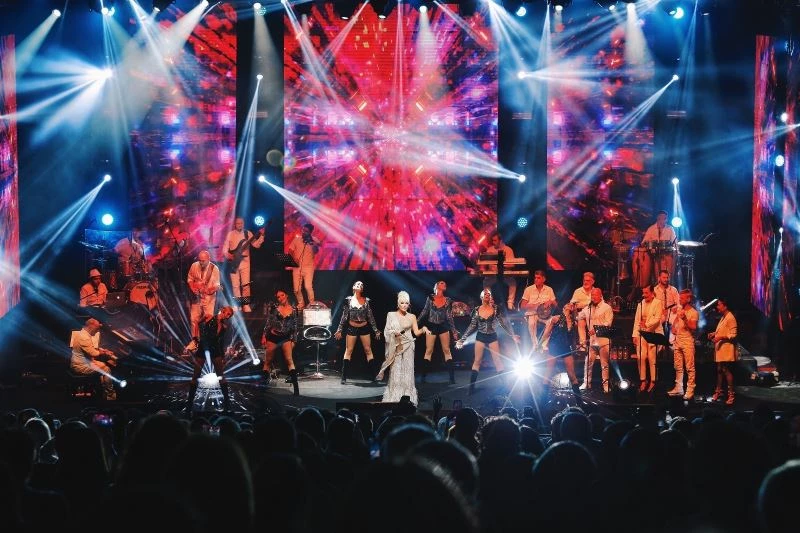 ‘Fişekhane Deniz Konserleri’ Ajda Pekkan’la başladı
