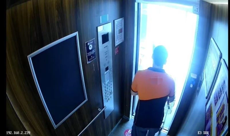  İstanbul’da kargocu hırsız yakalandı
