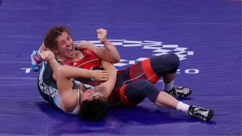 Milli sporcu Yasemin Adar, Tokyo’da tarih yazdı
