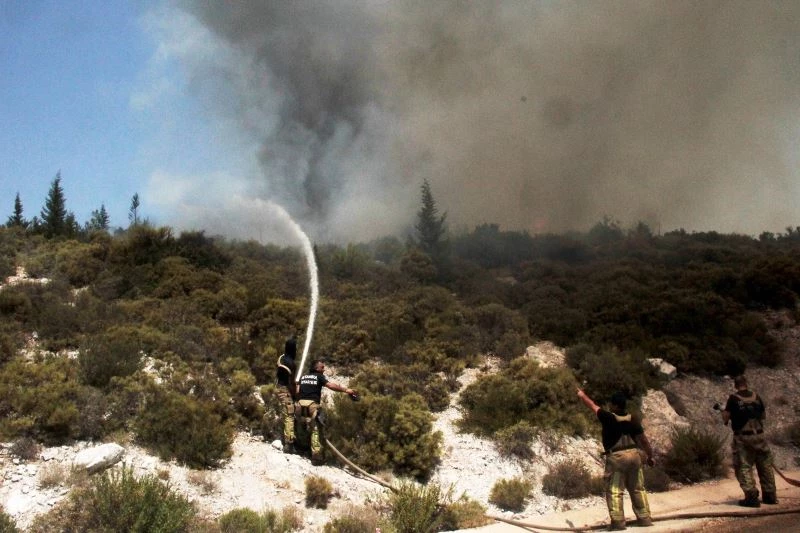 Mumcular-Mazı yolu tekrar yanıyor
