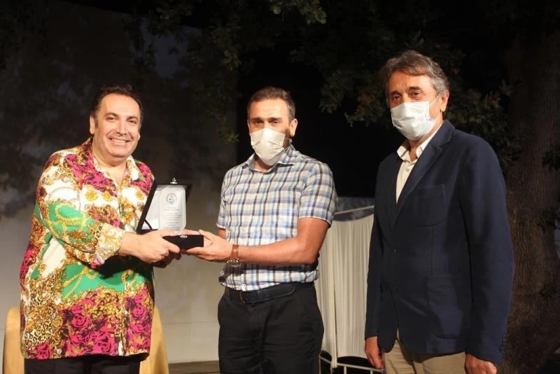 Hayat Kime Güzel, Burhaniye’de sahnelendi
