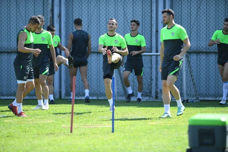 Fatih Tekke, takıma iki gün izin verdi
