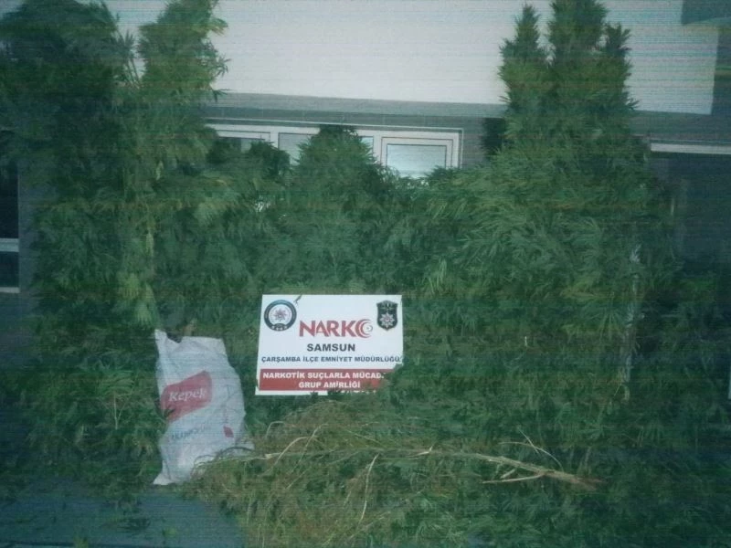 4 bin 100 gram kubar esrara 1 gözaltı
