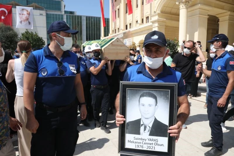 Yardımsever zabıta komiseri gözyaşlarıyla son yolculuğuna uğurlandı
