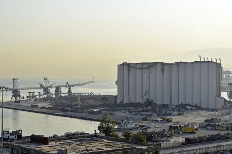 Beyrut’ta patlamanın yıl dönümünde hayatını kaybeden 218 kişi anıldı
