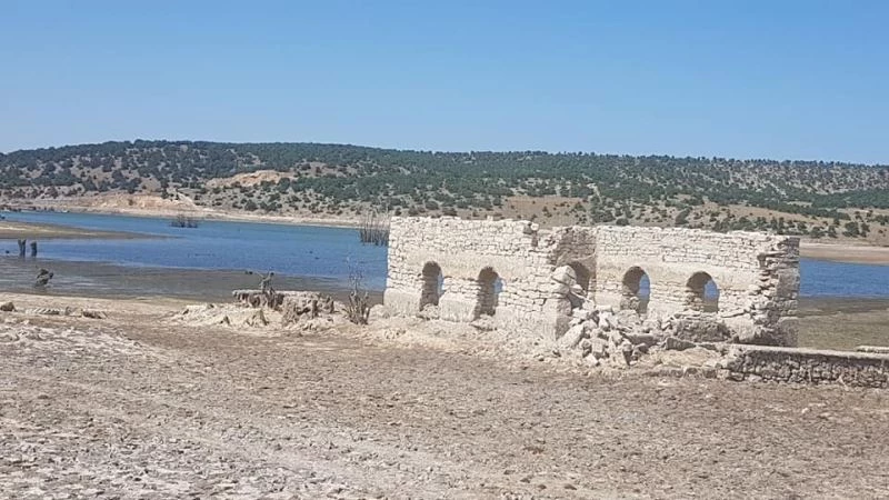 Beşkarış barajında su seviyesi alarmı
