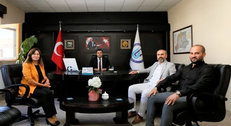 Bayburt Üniversitesi Rektör Yardımcılığına Ali Savaş Bülbül atandı
