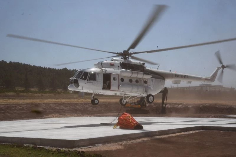 Eskişehir’de konuşlanan helikopter Isparta’daki yangına müdahale için havalandı

