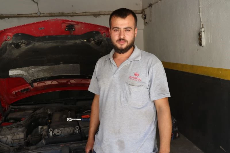  Motosikletini satacağı gün, dükkanının önünden çalındı
