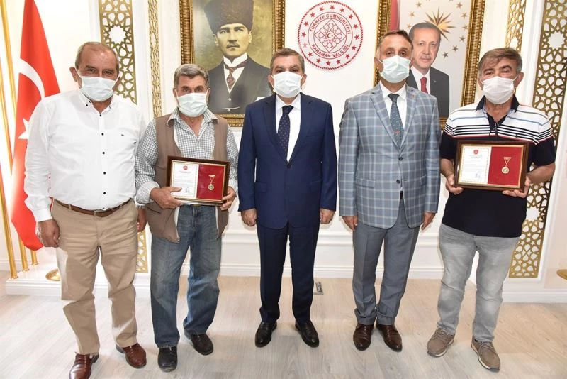 Karaman’da hayırseverlere madalya ve berat belgeleri verildi
