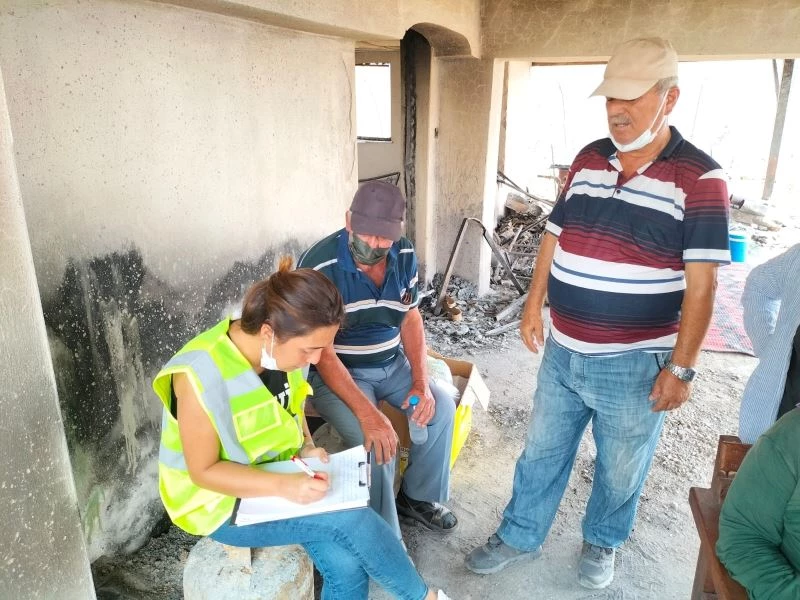 Antalya Büyükşehir Belediyesi afetzedelerin yanında
