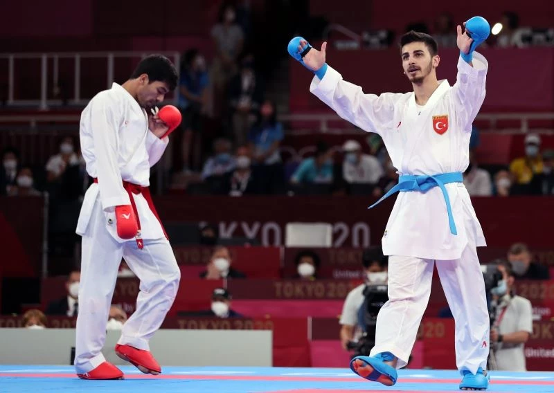 Eray Şamdan’dan gümüş madalya
