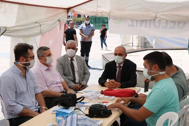 Rektör Vatan Karakaya: 