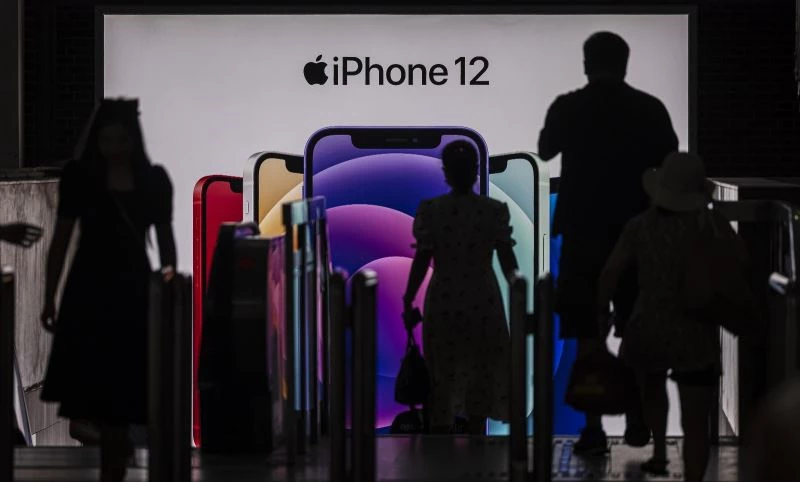 Apple, çocuk istismarlarının tespiti için iPhone’lara yazılım yüklemeyi planlıyor
