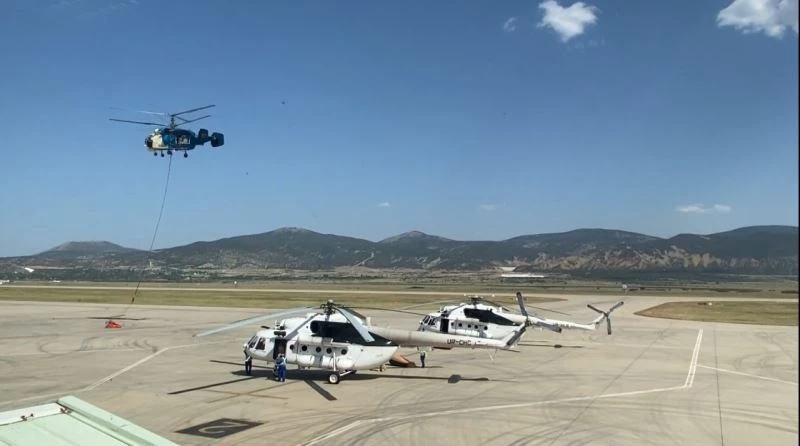 Ukrayna’dan gelen 5 helikopter yangınlara gece müdahalesi için havalanacak

