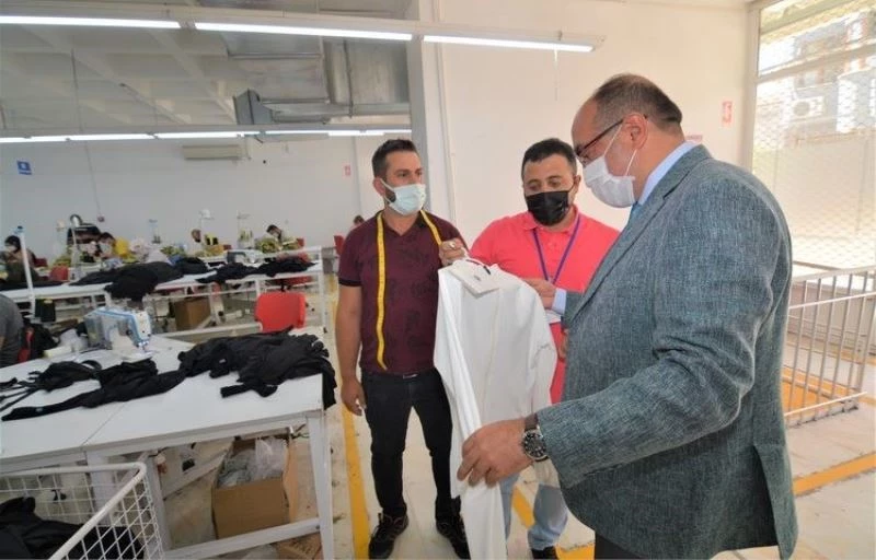 Başkan Çöl, tekstil atölyesini inceledi
