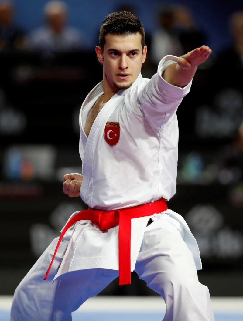 Türkiye’nin olimpiyatlardaki 100. madalyası Ali Sofuoğlu’ndan
