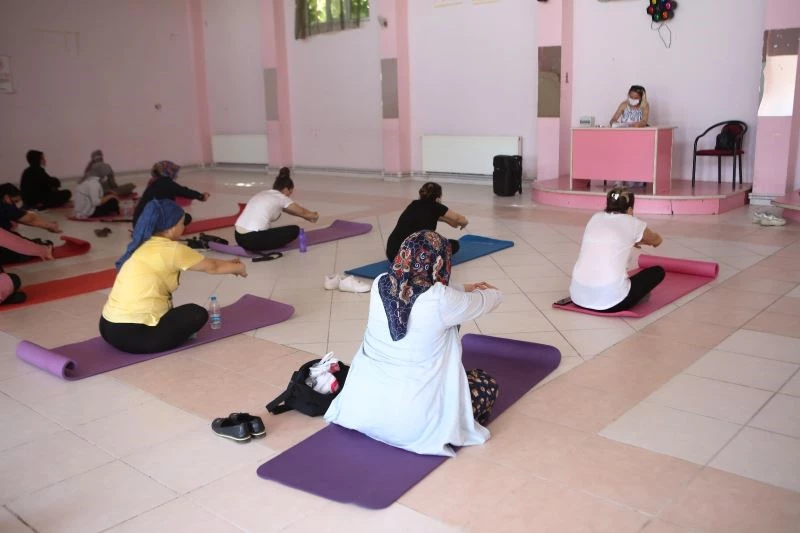 Çalı’da kadınlara pilates eğitimi
