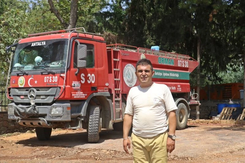 Alevler arasında kalıp arazözünü terk etmeyen operatör: “85 milyonun hakkı var”
