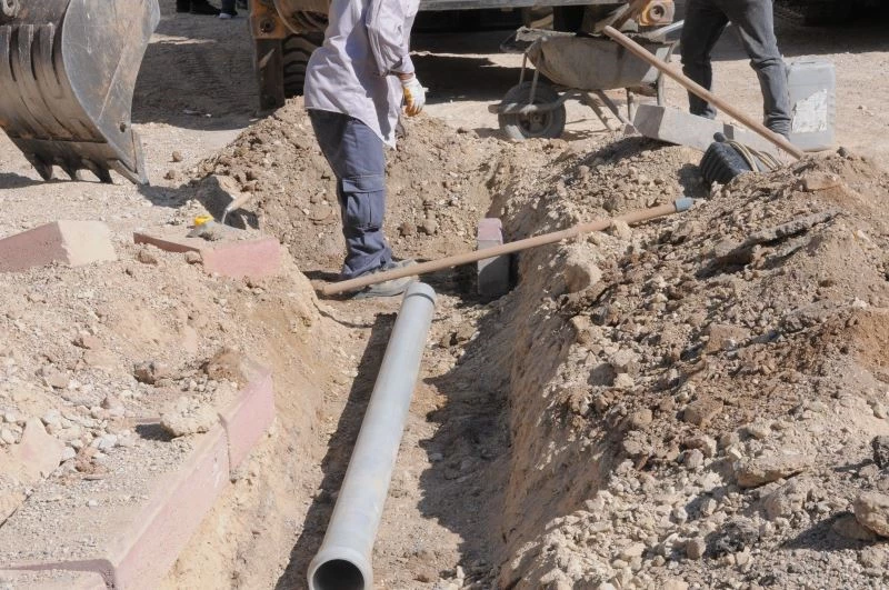 Ekicioğlu, “Altyapı ve üstyapı çalışmaları ile yaşanabilir şehir çalışmaları yapıyoruz”
