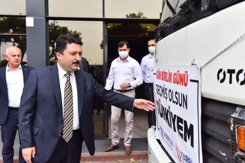 Altıeylül ve Karesi Belediyeleri’nden yangın bölgelerine yardım tırı
