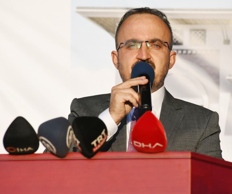 AK Parti’li Turan: “CHP, Kılıçdaroğlu’yla 6 oku unuttuğu gibi, siyasi ahlakı ve nezaketi de unuttu”
