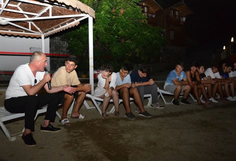 Gemlik Belediye Başkanı Sertaslan gençlerle buluştu
