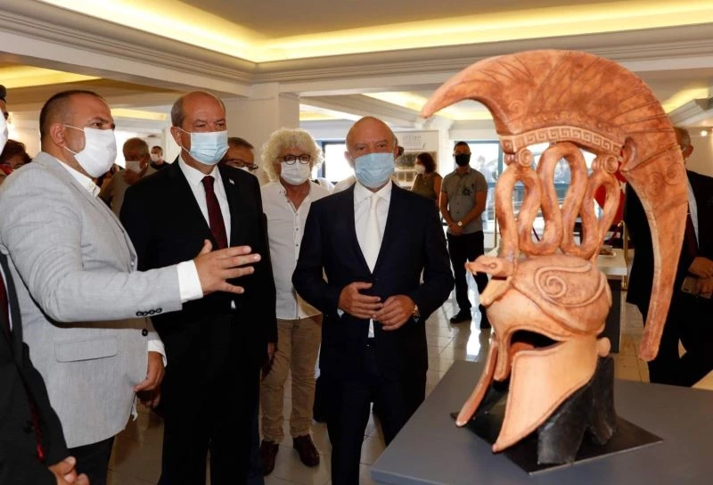 Kıbrıs’ta açılan Likya seramikleri sergisinde ALKÜ izi
