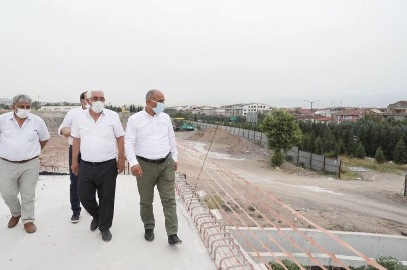 Başkan Söğüt İlimtepe yolundaki çalışmaları inceledi
