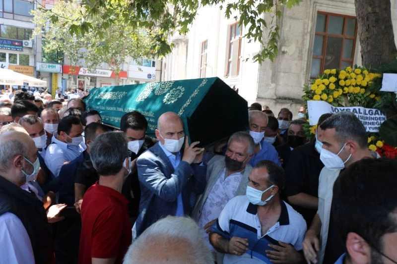 Bakan Süleyman Soylu’nun amcası son yolculuğuna uğurlandı
