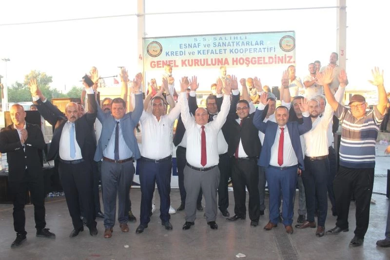 Salihli Esnaf Kefalette yeni başkan Erdal Tunca oldu
