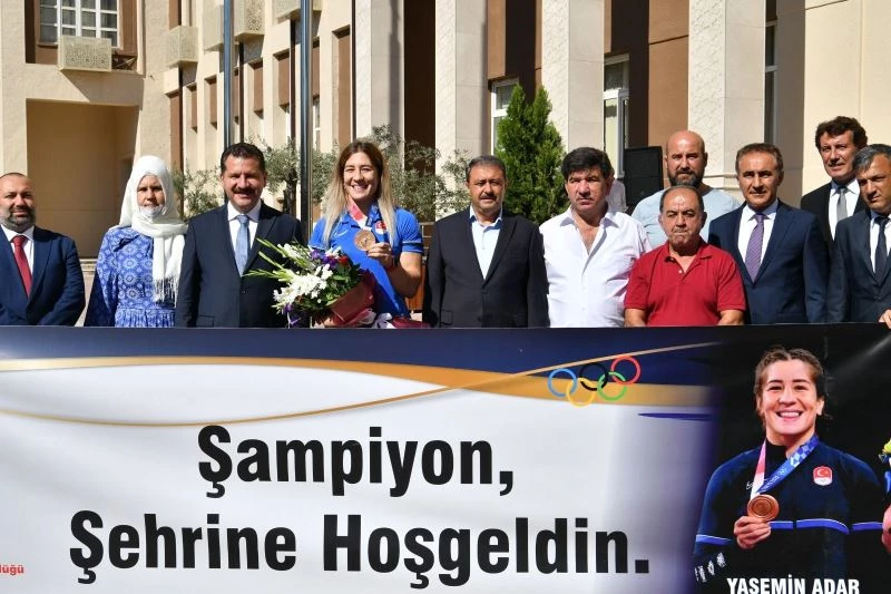 Bem-Bir-Sen’den yangın bölgesine ziyaret
