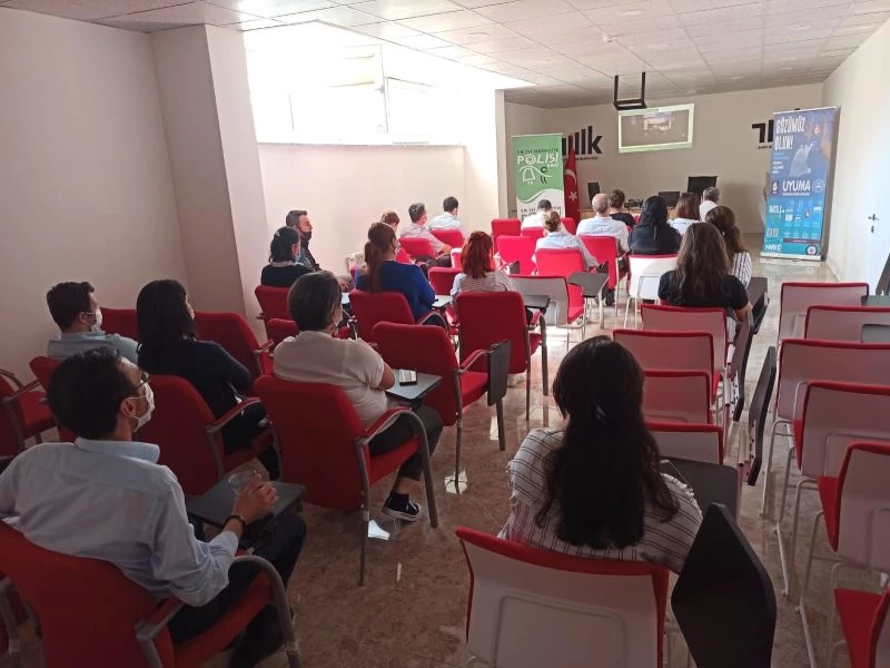 Kars’ta polis 3 bin 549 kişi bilgilendirdi
