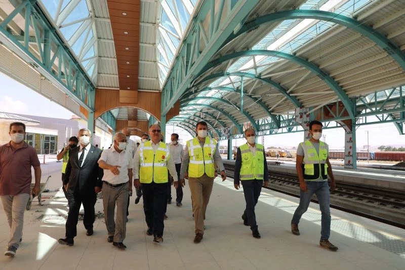 Ankara-Sivas arası 2 saate düşüyor
