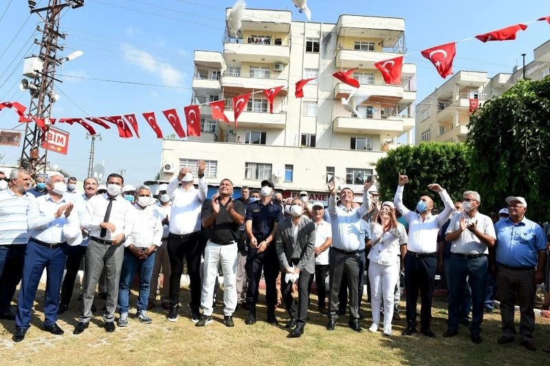 Tarsus’ta barış güvercinleri uçuldu
