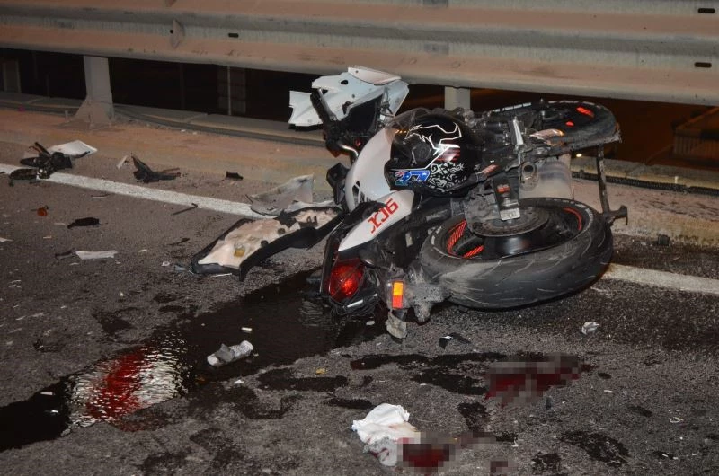 Motosikletin paramparça olduğu kazada sürücü yaralandı
