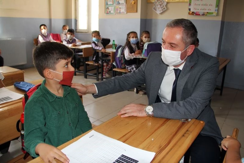 Patnos’ta ilçe milli eğitim müdürleri toplantısı
