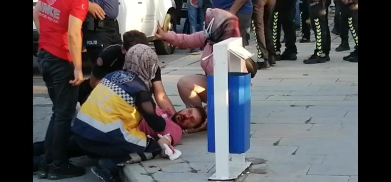 Kaza tutanağı tutmak isteyen taraflar anlaşamayınca yumruklar konuştu
