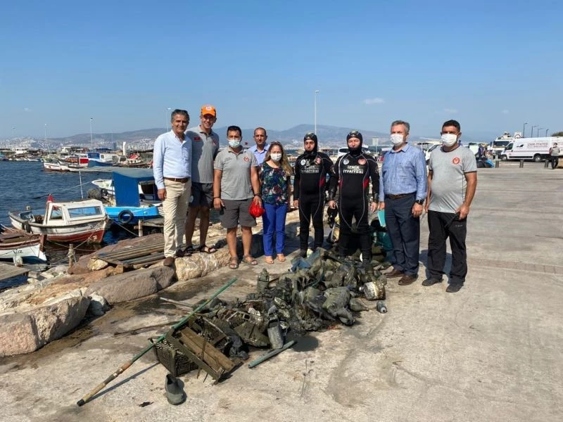 İnciraltı’nda temizlik seferberliği
