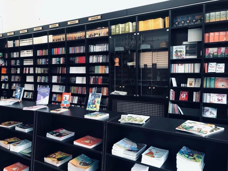 H Kitap & Kahve artık Ankara’da kitap severlerle buluşuyor
