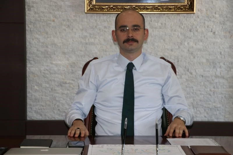 Yeni Kangal Kaymakamı Sungun göverine başladı
