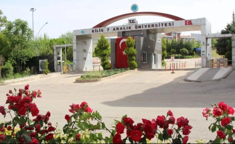 7 Aralık Üniversitesi’nde görevlendirme ve atamalar yapıldı
