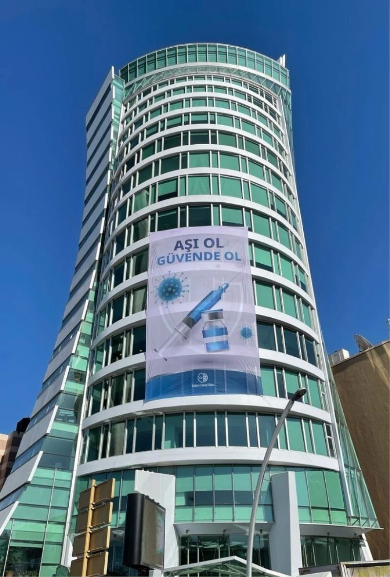 Ankara Sanayi Odasından 135 metrekarelik pankart ile aşı ol çağrısı
