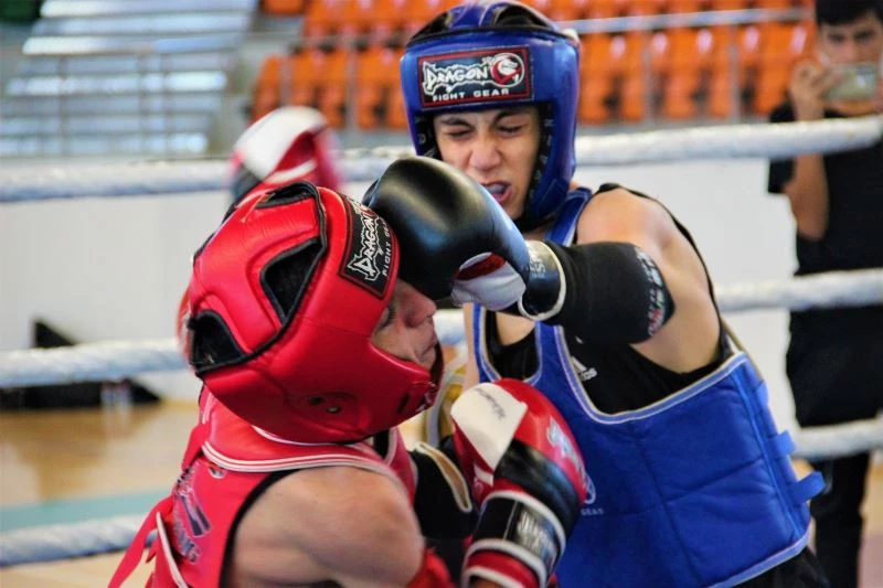 Kıran kırana Muay Thai mücadelesi
