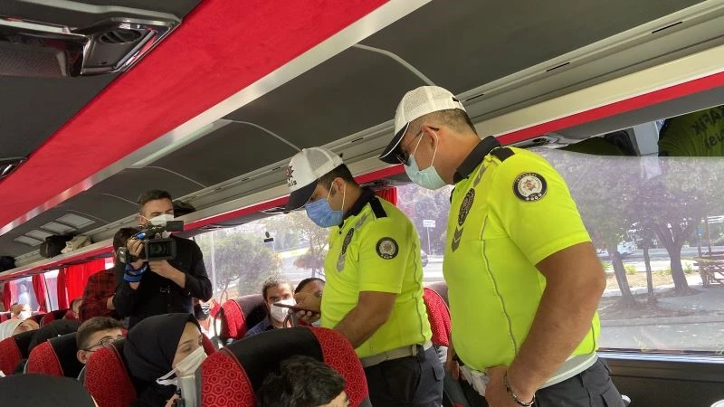 15 Temmuz Demokrasi Otogarı’nda aşı ve PRC testi denetimi
