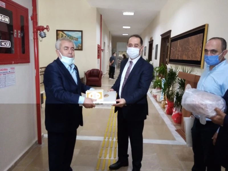 Kaymakam Aksakal’dan muhtarlara aşı tavsiyesi
