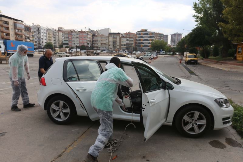 Efeler Belediyesi’nden servis araçlarına dezenfeksiyon
