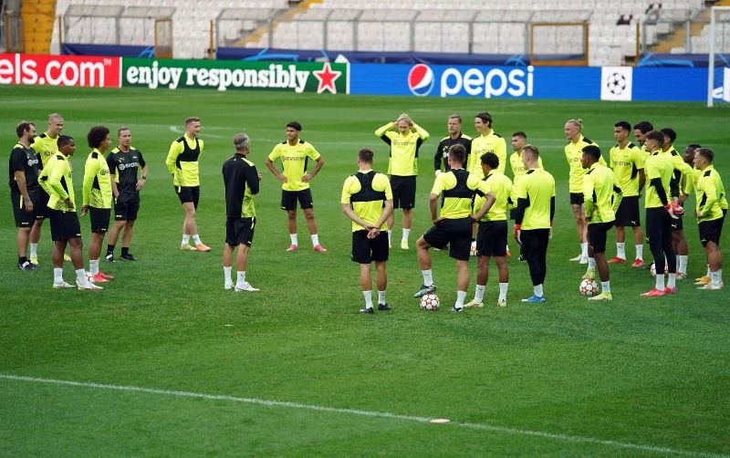 Borussia Dortmund, Beşiktaş maçının hazırlıklarını tamamladı
