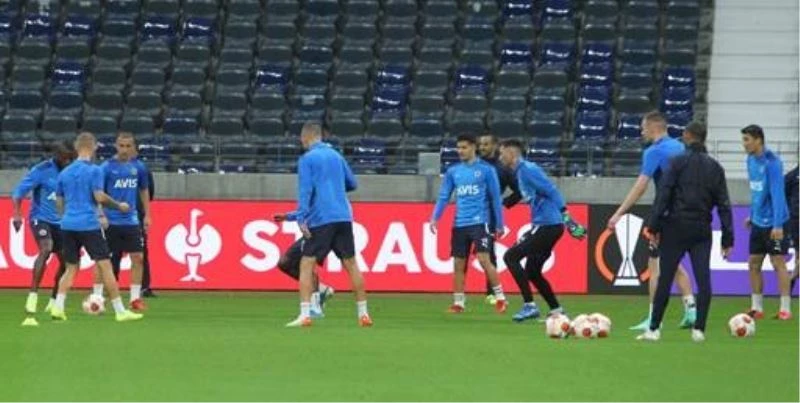 Fenerbahçe, E. Frankfurt maçı hazırlıklarını tamamladı

